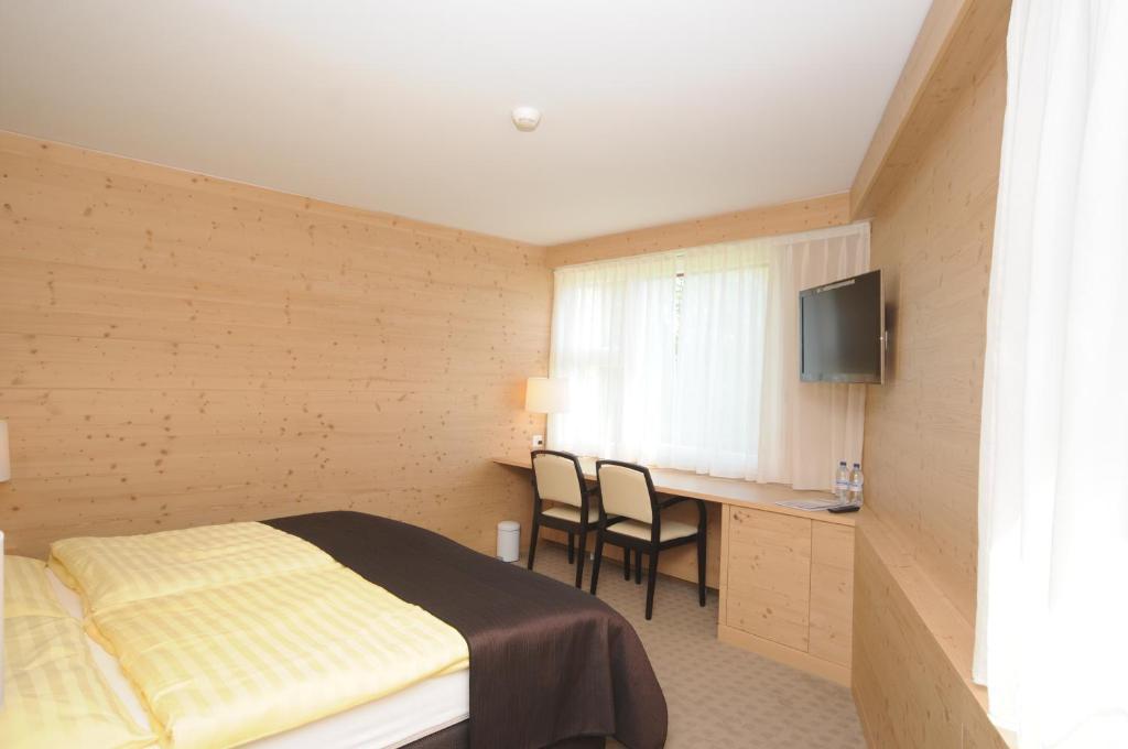 Twannberg Hotel 3*